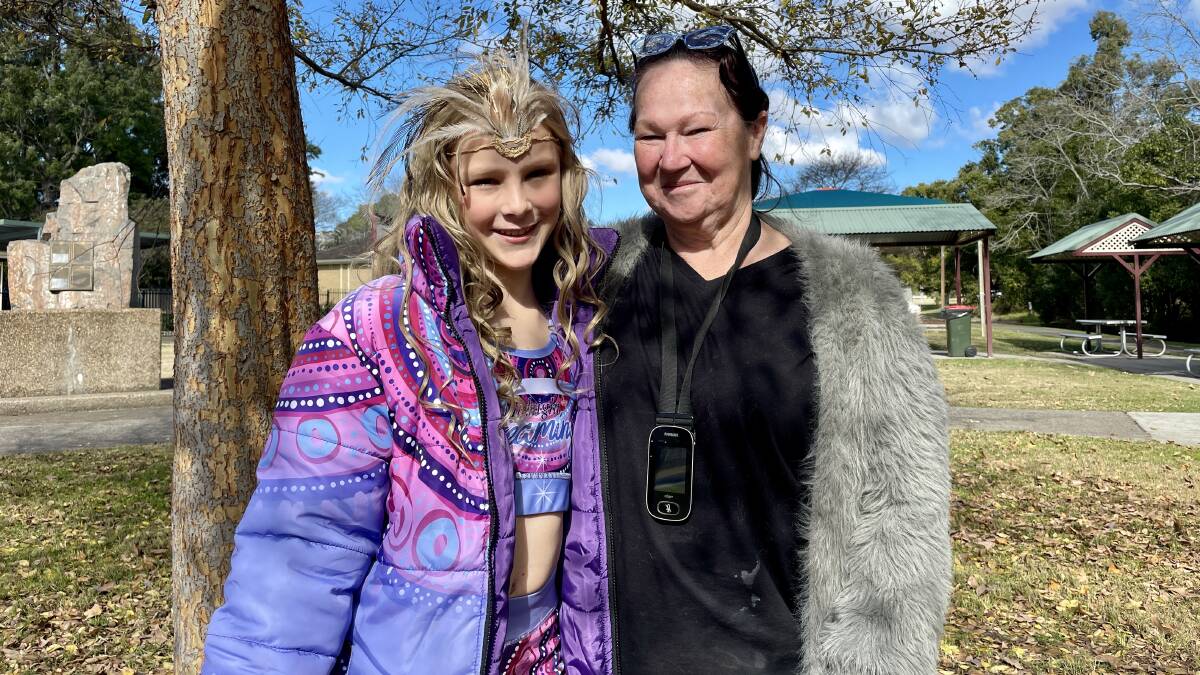 Jemma Rumble and her mother Vickie Burns. Picture by Angus Michie.
