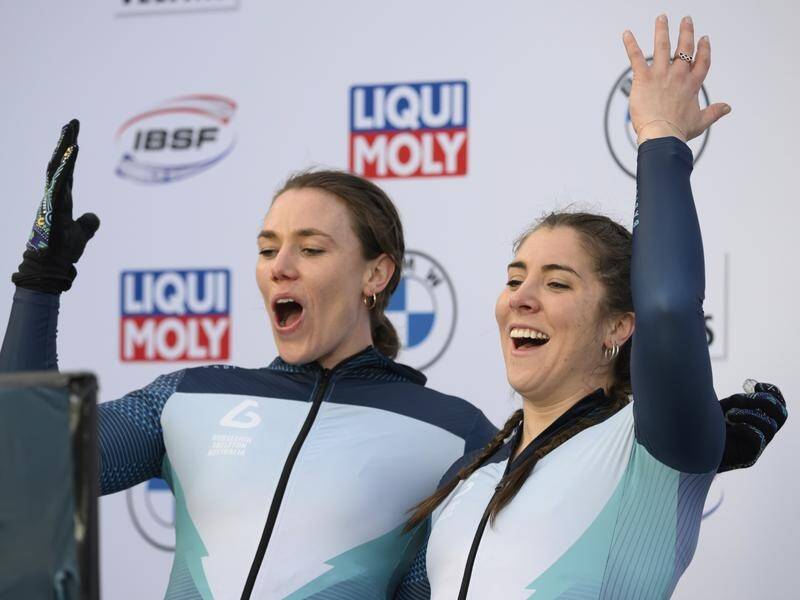 Australians Bree Walker (R) and Kiara Reddingius came fifth in the world championship two-woman bob. (AP PHOTO)
